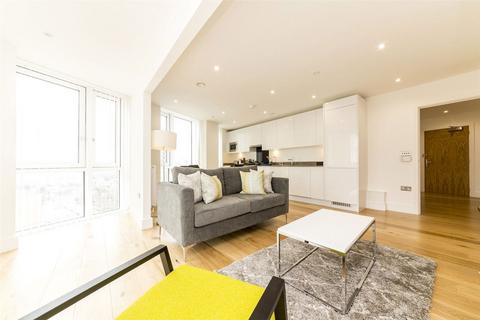 2 bedroom flat to rent, Sky View Tower, Stratford E15