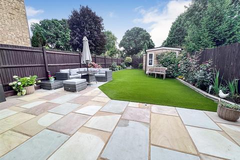 Laurel Grove, Maidstone ME17