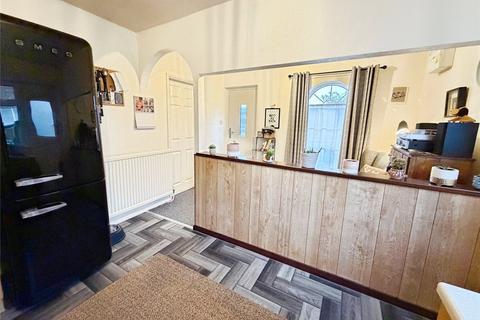 2 bedroom bungalow for sale, Malham Close, Lincolnshire LN6
