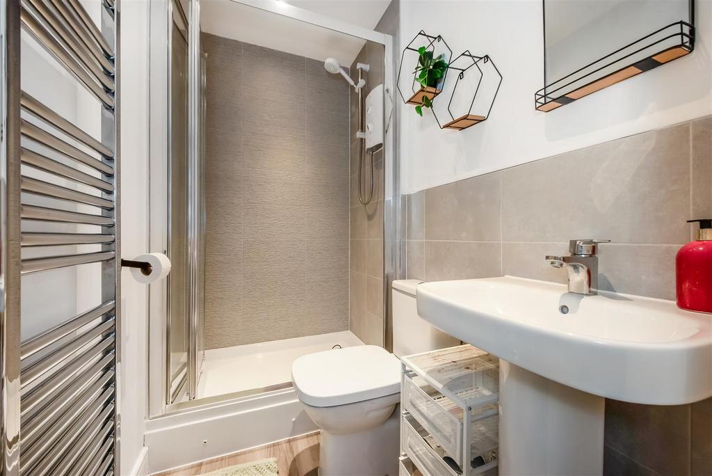 En Suite Shower Room