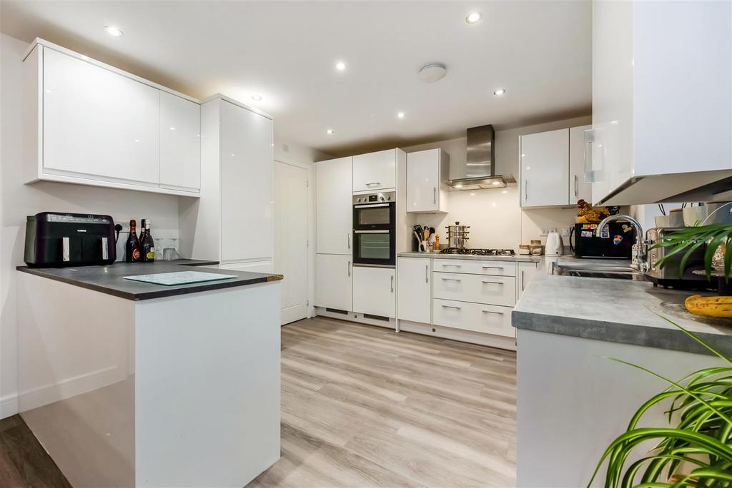 Kitchen/Breakfast Room