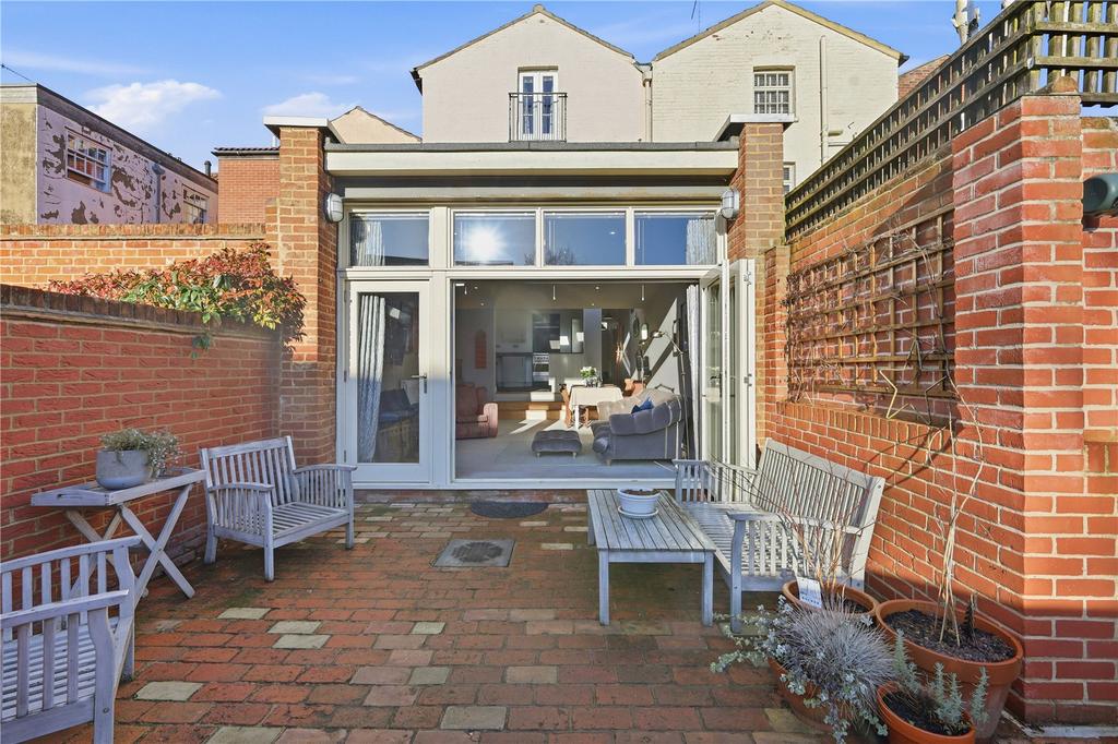 Courtyard Garden