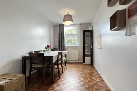 undefined, Manor Road, Sutton SM2