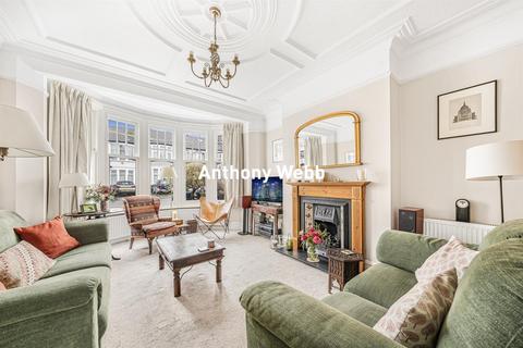4 bedroom house for sale, The Grove, Palmers Green, N13