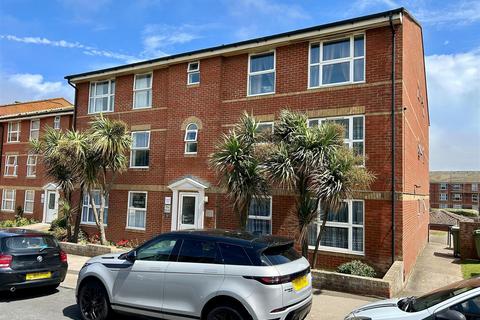1 bedroom flat to rent, The Causeway, Seaford
