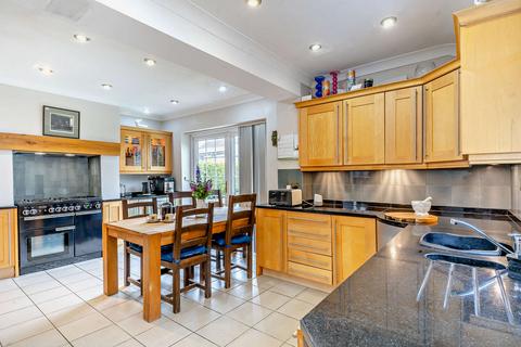 4 bedroom detached house for sale, Oswestry SY11