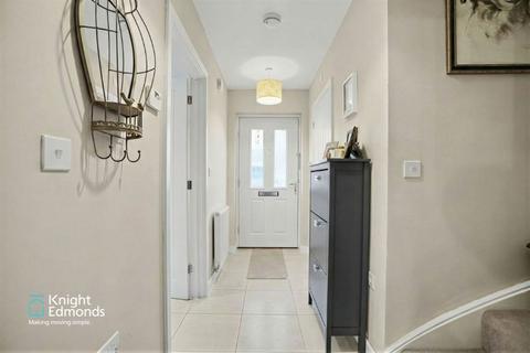 3 bedroom semi-detached house for sale, Honeysuckle Way, Coxheath, ME17