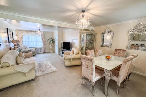 4 bedroom link detached house for sale, Laurel Grove, Maidstone ME17