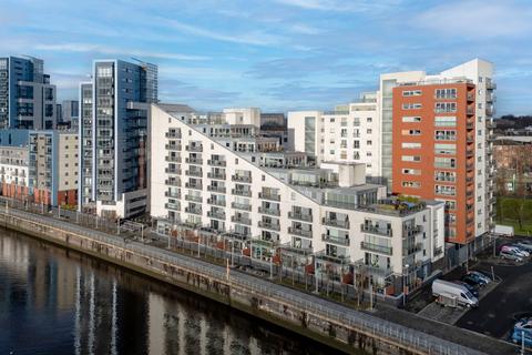 3 bedroom apartment for sale, Meadowside Quay Walk, Flat 8/2, Penthouse, Glasgow Harbour, Glasgow, G11 6AX