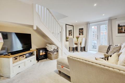 2 bedroom end of terrace house for sale, Northampton Grove, Langdon Hills, SS16