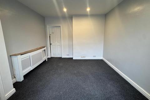 3 bedroom terraced house to rent, Corkland Street, Ashton-Under-Lyne
