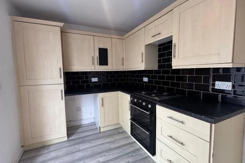 3 bedroom terraced house to rent, Corkland Street, Ashton-Under-Lyne