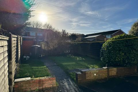 3 bedroom terraced house to rent, Bredon, Yate, Bristol, BS37