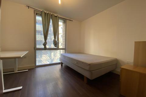 2 bedroom apartment to rent, Nelsons Walk, London
