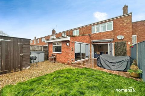 3 bedroom terraced house for sale, Wilmott Way, Basingstoke, Hampshire