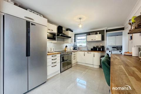 3 bedroom terraced house for sale, Wilmott Way, Basingstoke, Hampshire