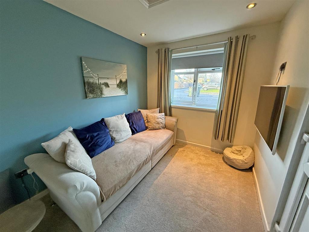 Bedroom 3.jpg