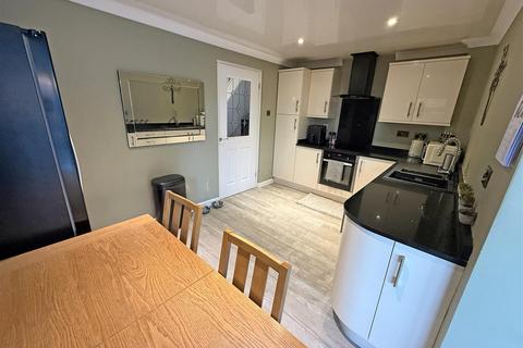 3 bedroom house for sale, Prince Consort Way, North Shields