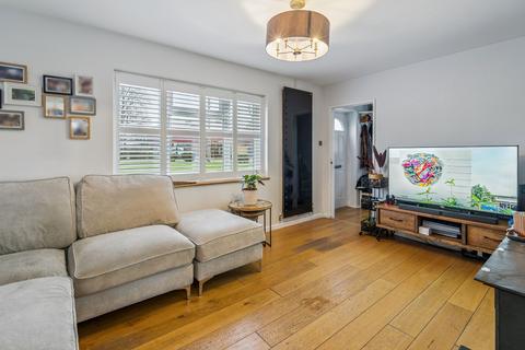 3 bedroom semi-detached house for sale, Cherry Tree Road, Beaconsfield HP9