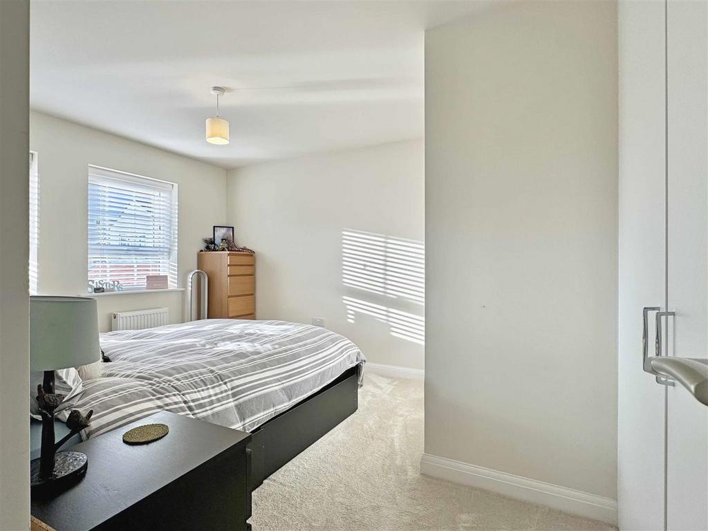 Bedroom 2.jpg