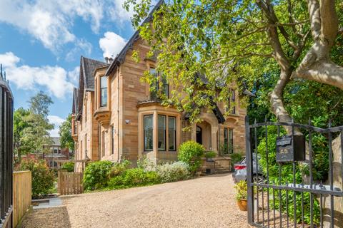 3 bedroom flat to rent, Sydenham Road, Glasgow, G12