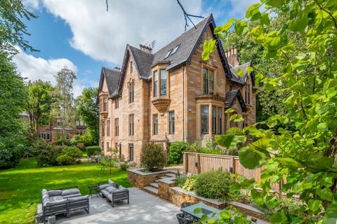 3 bedroom flat to rent, Sydenham Road, Glasgow, G12