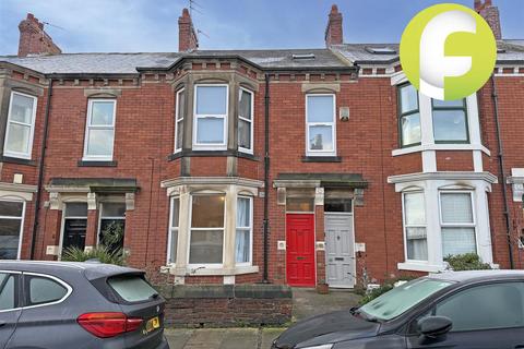 2 bedroom flat to rent, http://example.com