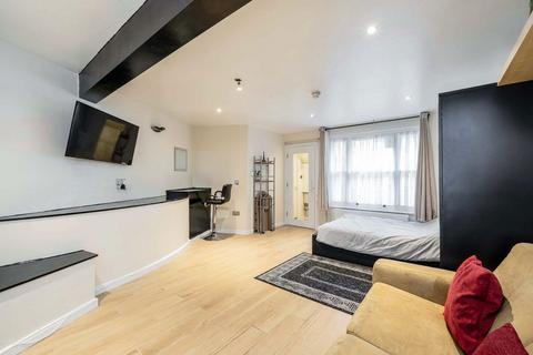 Studio for sale, Swinton Street, London WC1X