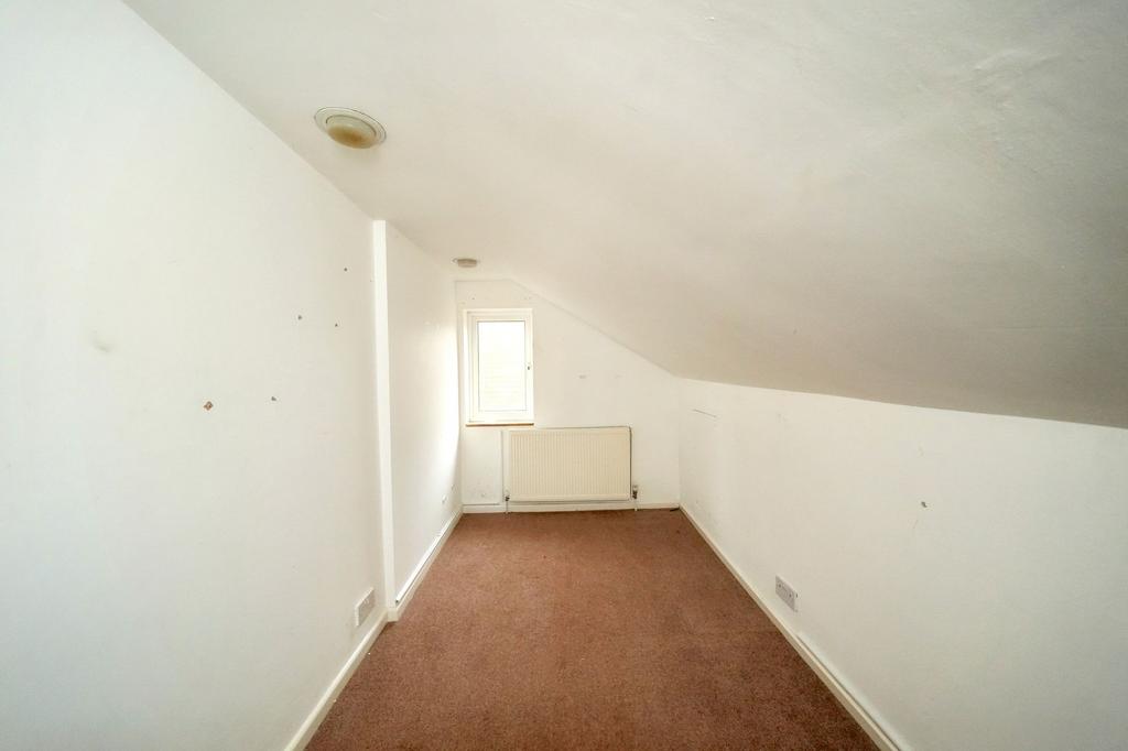 Walk-in Storage/Dressing Room
