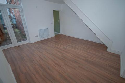 1 bedroom apartment to rent, Spring Street, Rugby, CV21