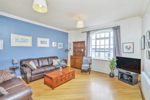 2 bedroom flat for sale, 94/22 Inchview Terrace, Portobello, Edinburgh, EH7 6TF