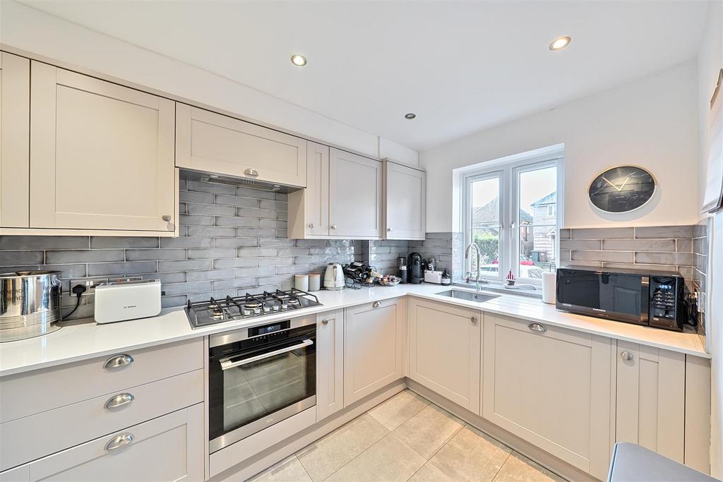 Kitchen: