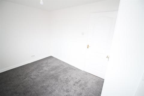 3 bedroom semi-detached house to rent, Carville Road, Manchester M9