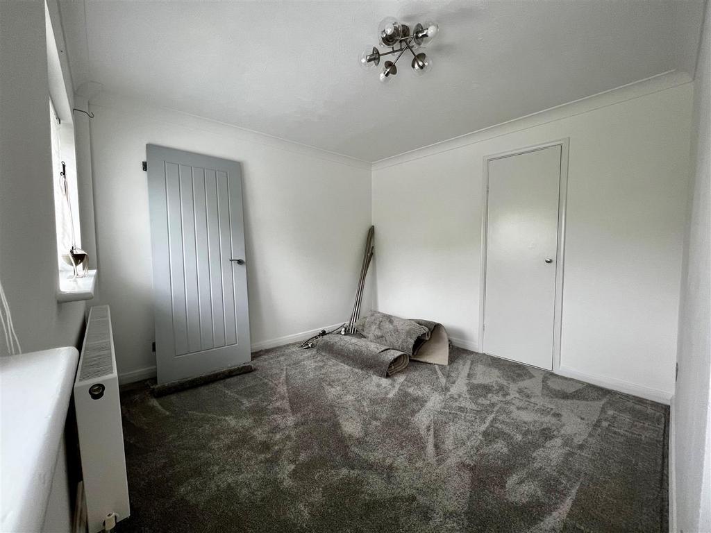 Bedroom 3.jpg