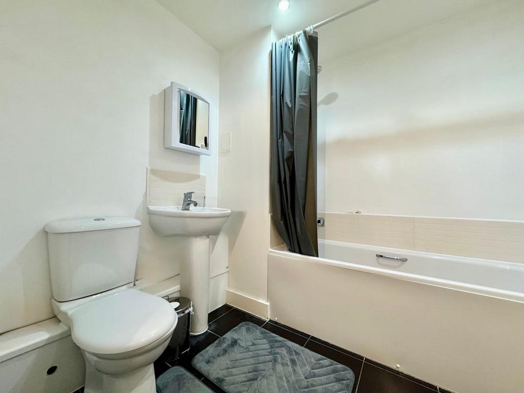 Family bathroom