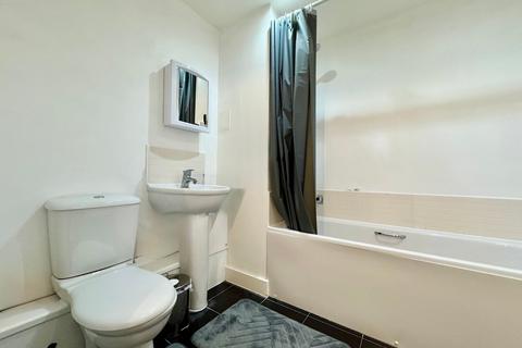 2 bedroom flat for sale, Nobel Close, Theodor Court, NW9