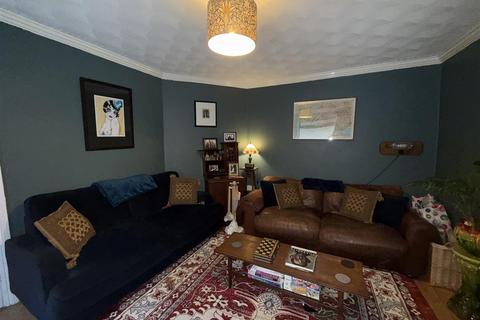 3 bedroom end of terrace house for sale, Alice Place, Aberdare CF44