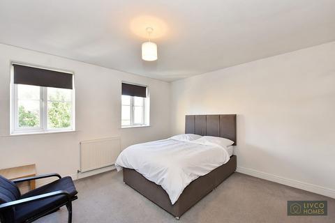 4 bedroom terraced house for sale, Mast House Terrace, London, E14