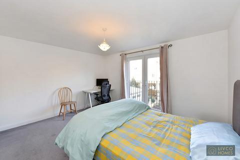 4 bedroom terraced house for sale, Mast House Terrace, London, E14