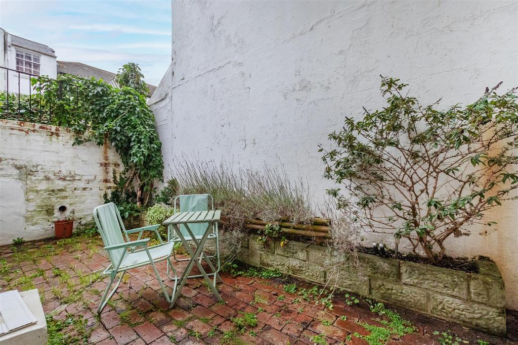 Garden - Flat