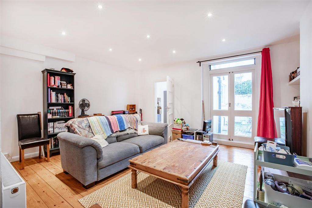 Reception - Garden Flat