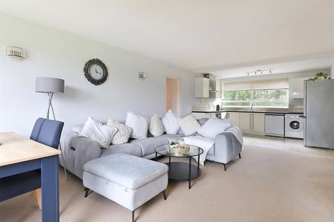 2 bedroom apartment for sale, Wray Common Road, Reigate, RH2