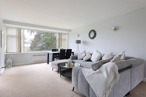 2 bedroom apartment for sale, Wray Common Road, Reigate, RH2