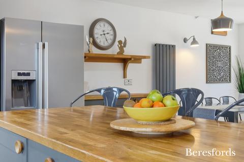4 bedroom detached house for sale, Crown Meadow, Braintree, CM7