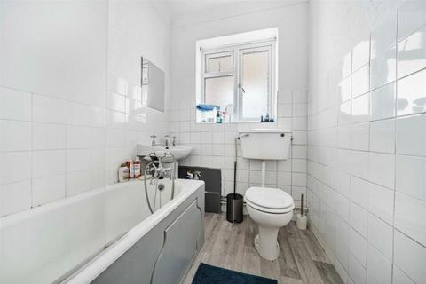 1 bedroom flat for sale, Davigdor Road, Hove, BN3