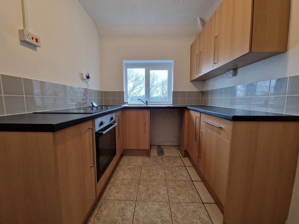 2 Bedroom Apartment for sale on Burnthill Lane Ru