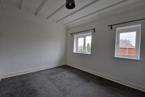 2 bedroom flat for sale, Burnthill Lane Rugeley, WS15 2HY