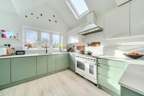 3 bedroom semi-detached house for sale, Golders Close, Ickford