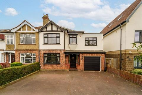 5 bedroom house to rent, Fordbridge Road, Ashford TW15