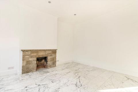 5 bedroom house to rent, Fordbridge Road, Ashford TW15
